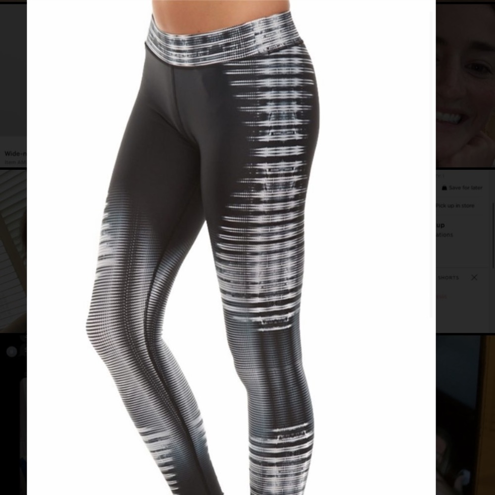 HUman performance engineering leggings small